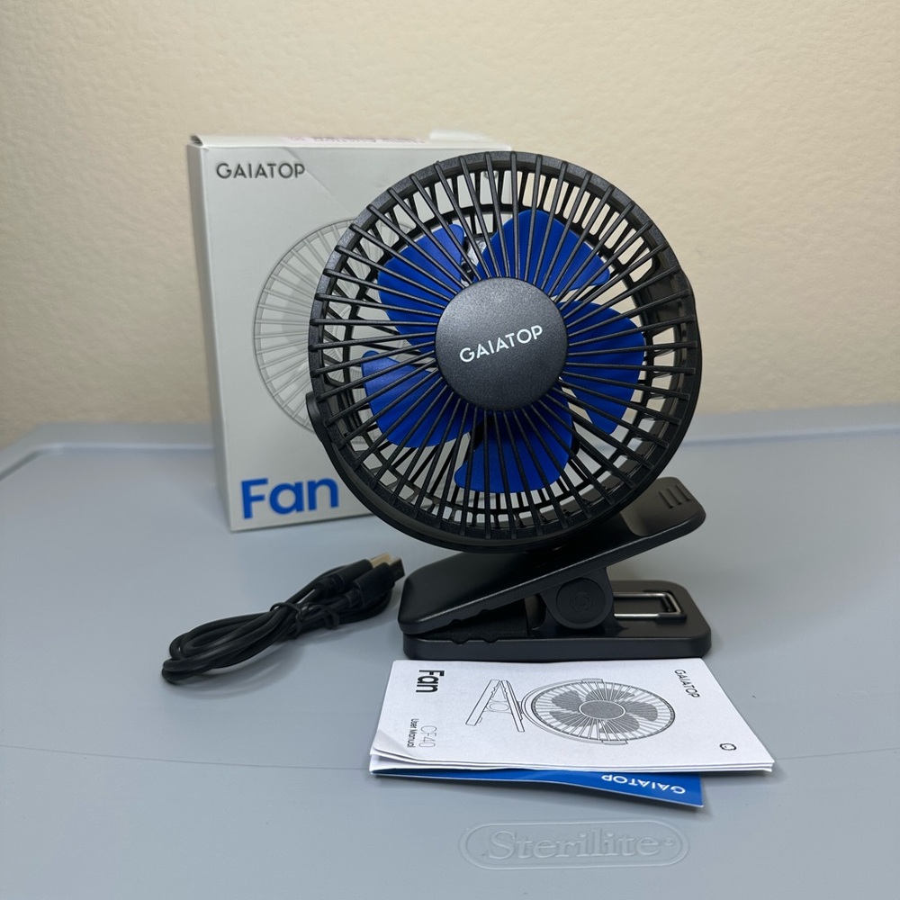 New! GAIATOP Black and Blue Desk Fan